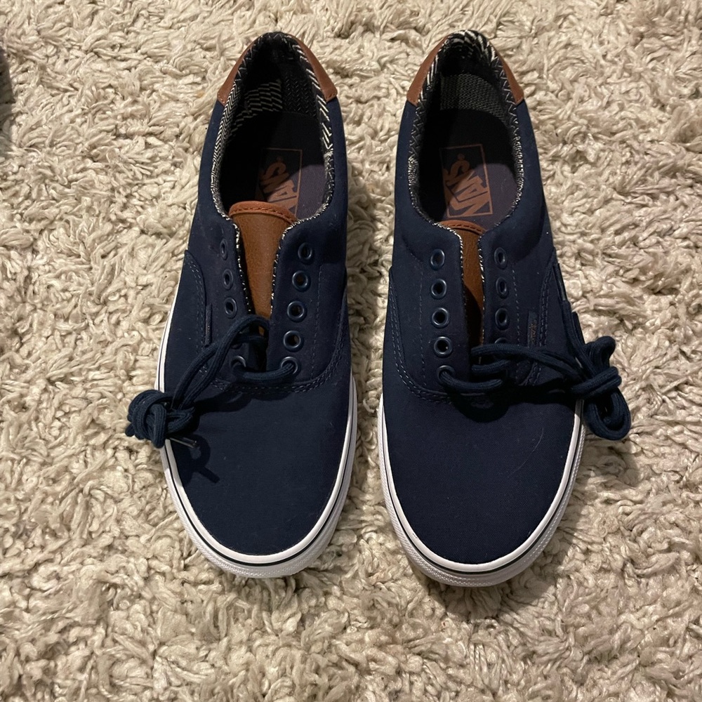Vans never worn size 8.5